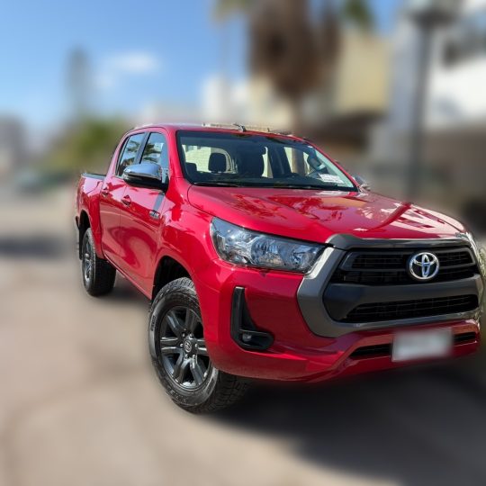 camioneta-toyota-hilux-frontal-540x540.jpg