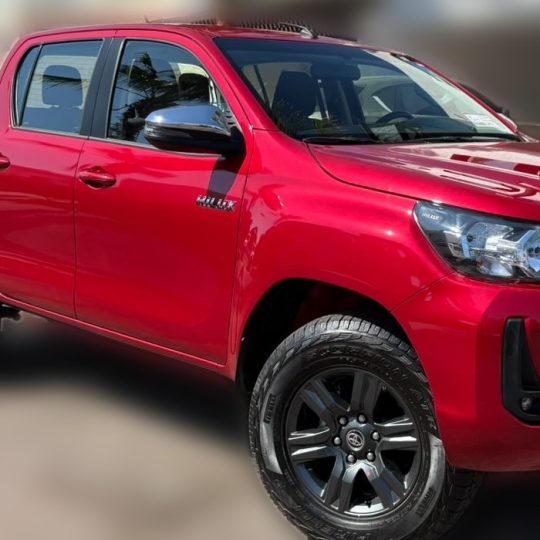 camioneta-toyota-hilux-lateral-detalle-540x540.jpg