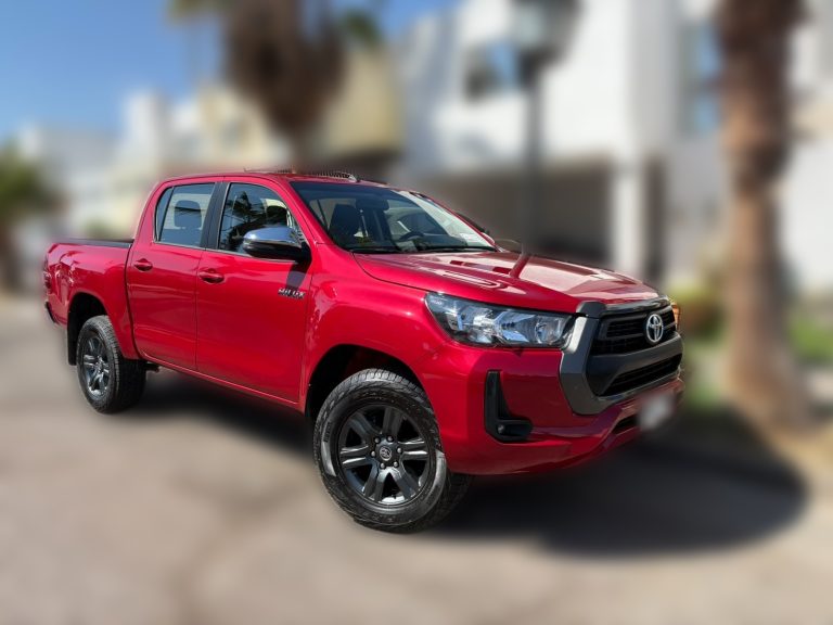Toyota Hilux 4×4 estándar minero